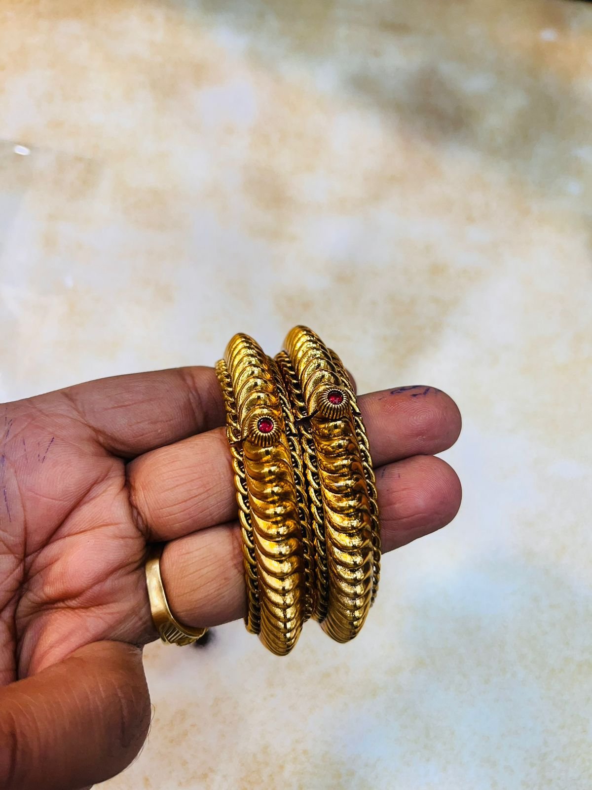 Rajwadi tode [bangle] (A)