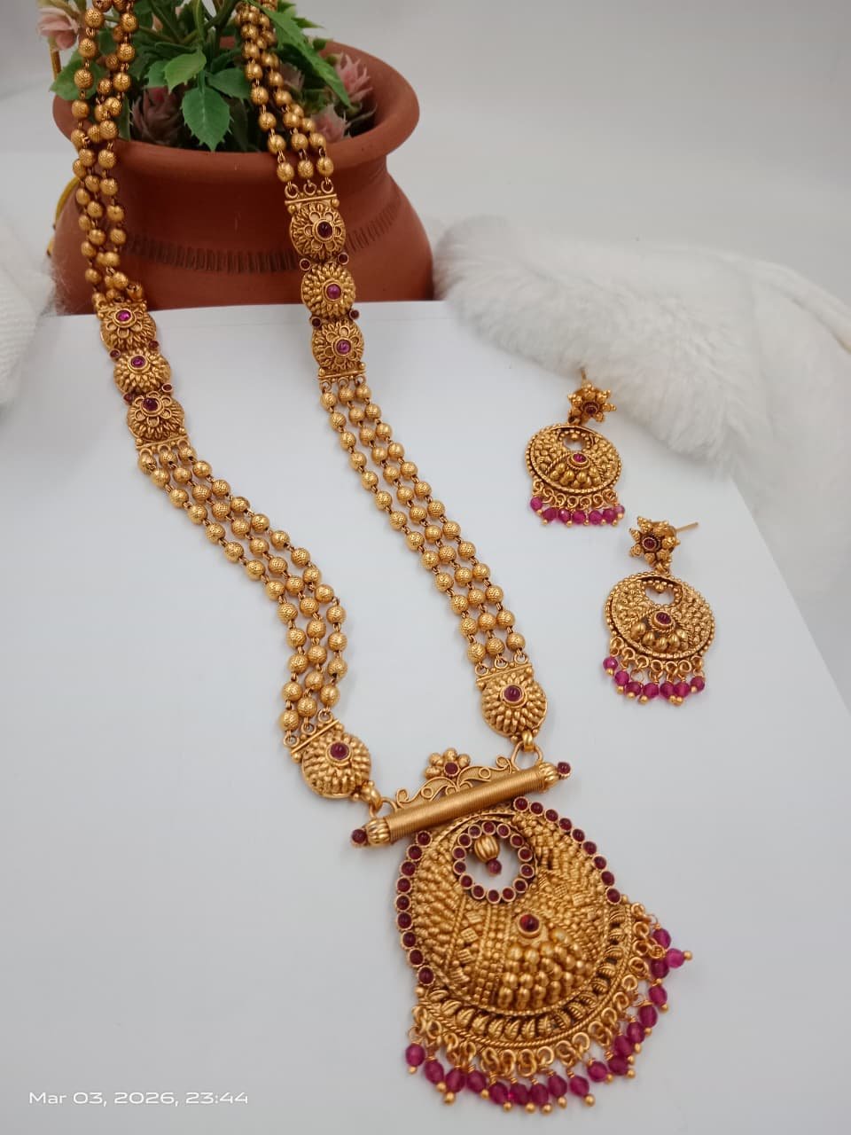 Matt Finish Shahi Haar (J)