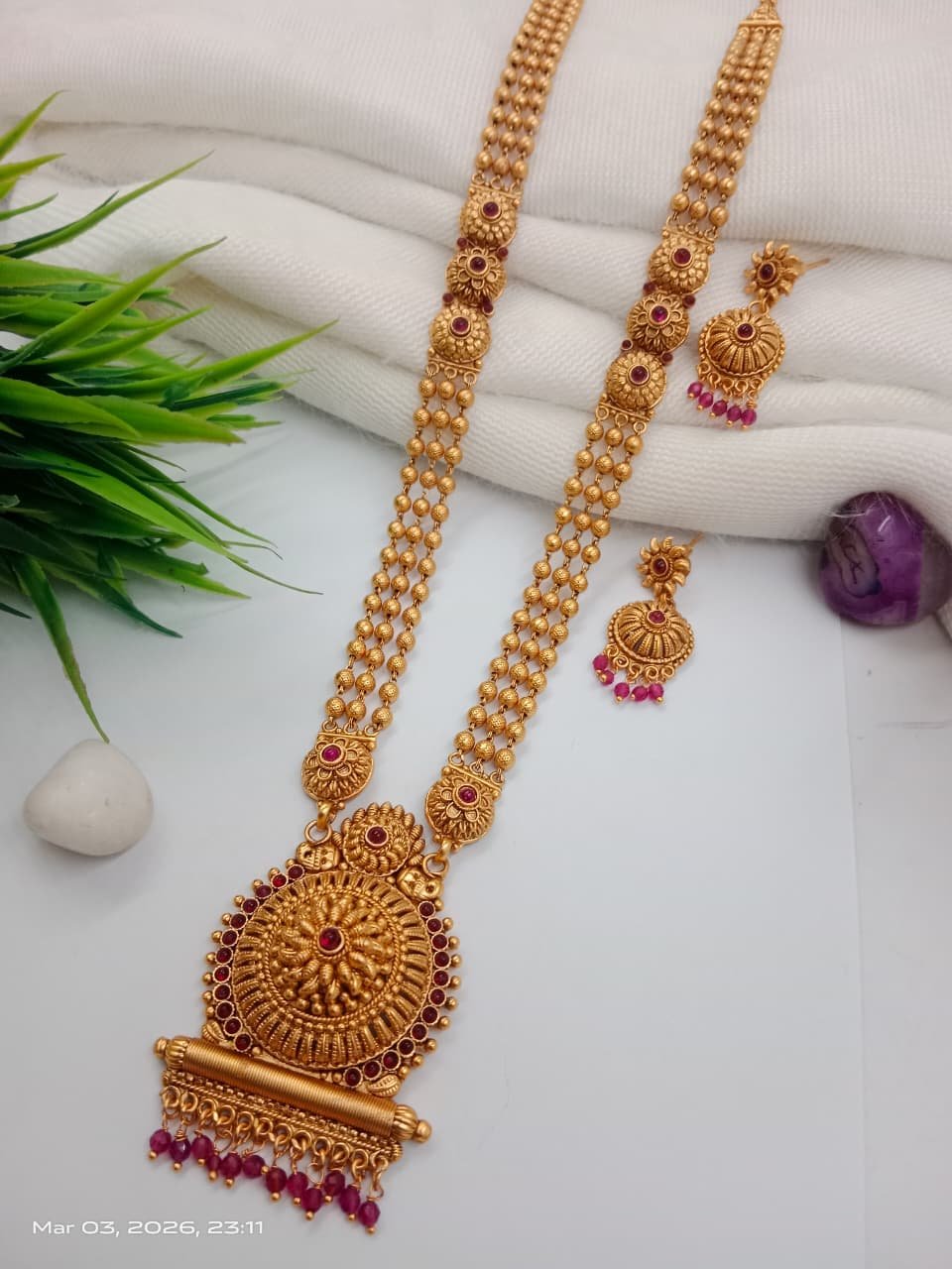 Matt Finish Shahi Haar (C)