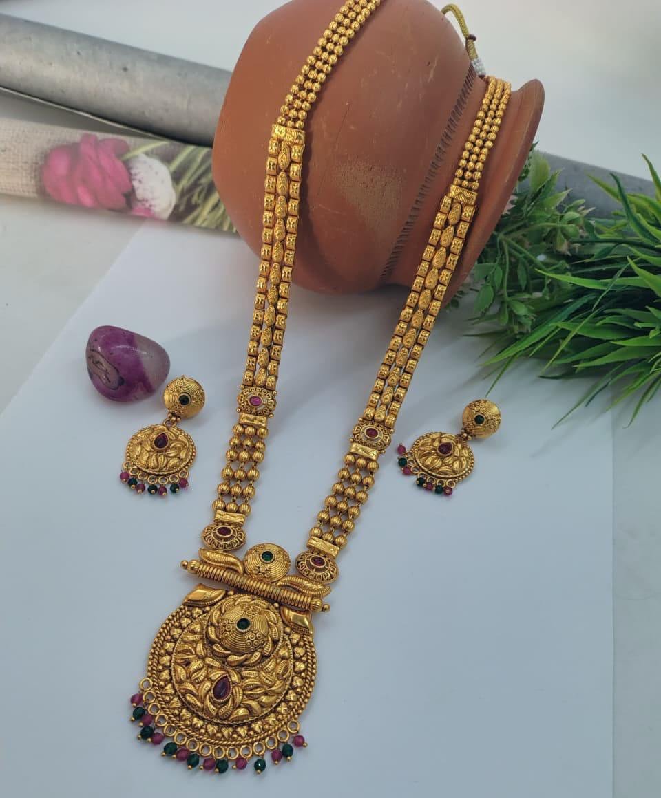 Shahi Haar (J)
